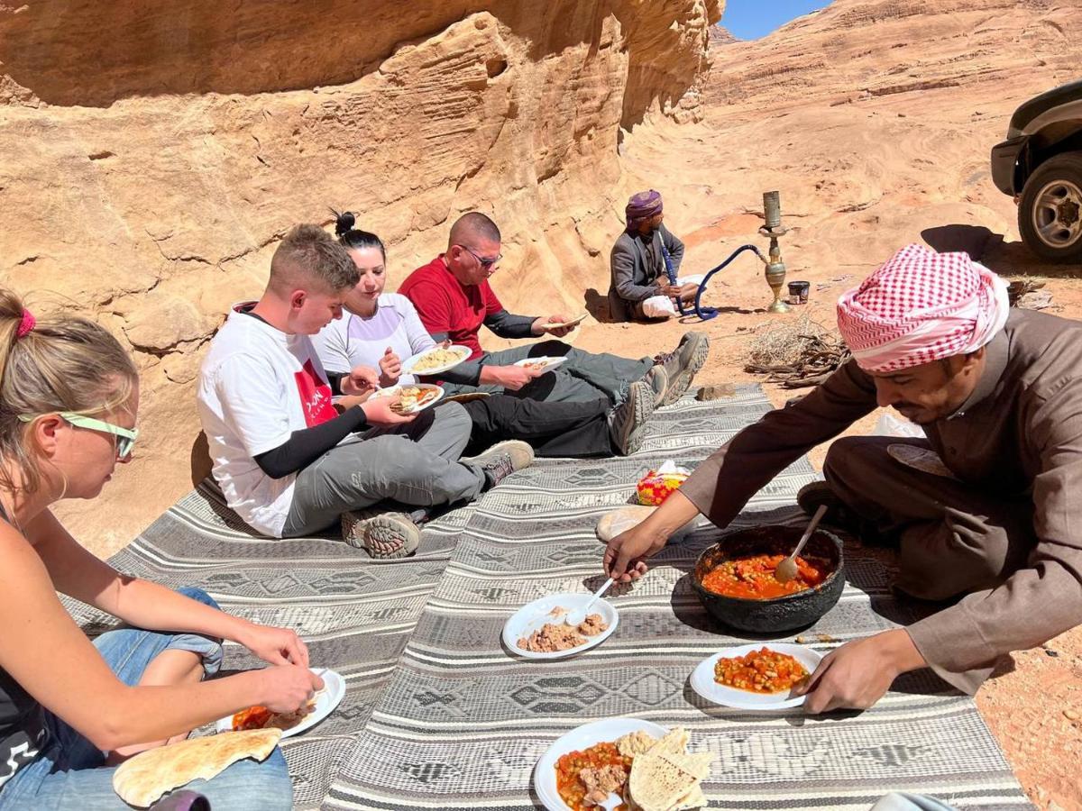 Joy To Wadi Rum Esterno foto