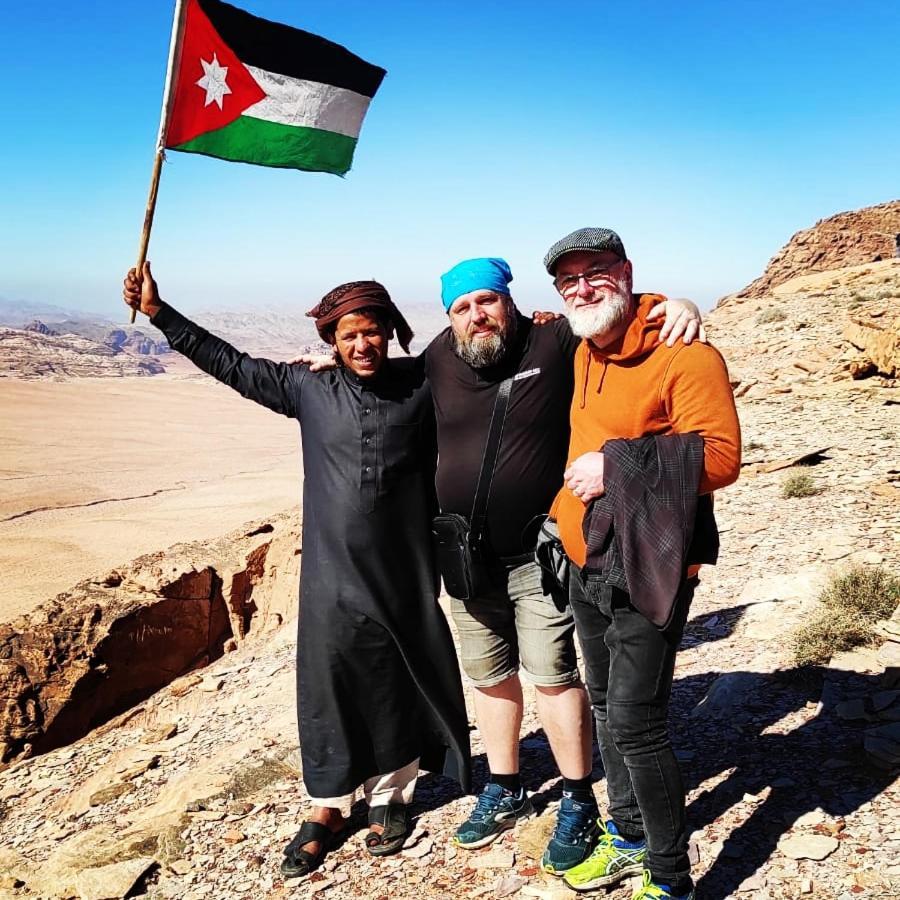Joy To Wadi Rum Esterno foto